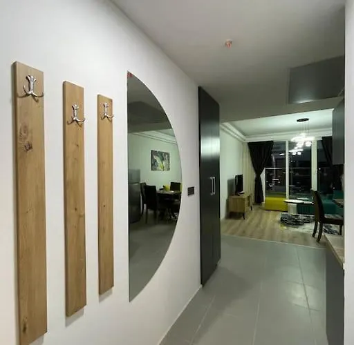 Апартаменти Skyline *